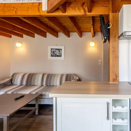 Holiday La Roseraie By Interhome